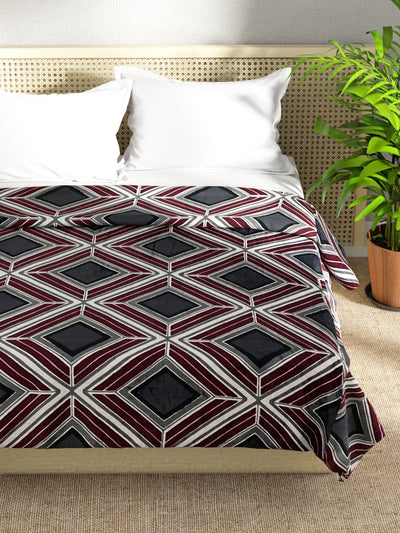 Ultra Soft Microfiber Double Bed Ac Blanket <small> (floral-maroon)</small>