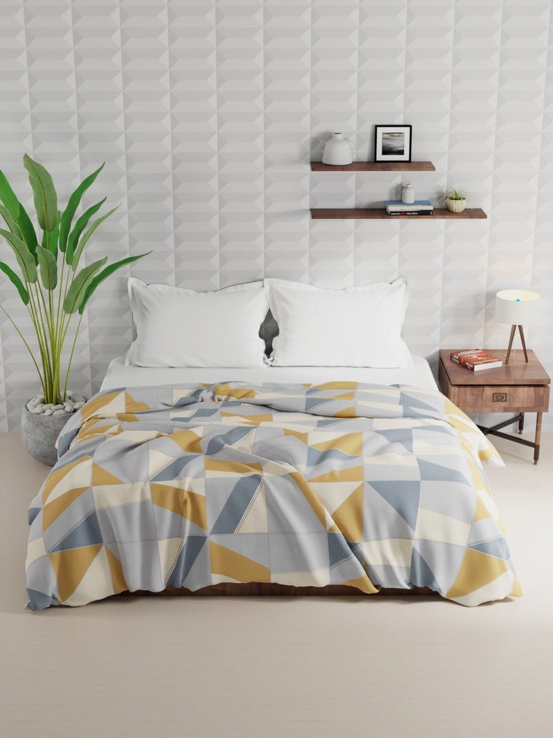 Super Soft Microfiber Double Comforter For All Weather <small> (geometric-yellow/grey)</small>