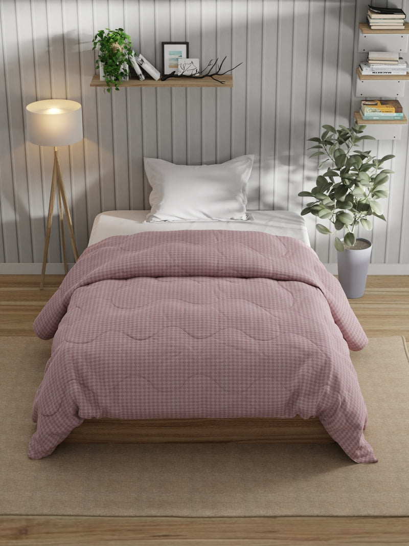Super Fine 100% Egyptian Satin Cotton Comforter For All Weather <small> (geometric-lavender)</small>