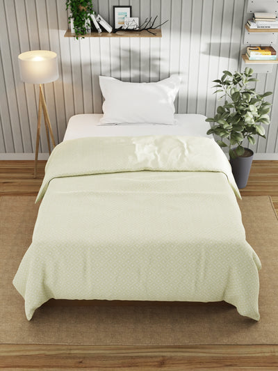 Super Fine 100% Egyptian Satin Cotton Blanket With Pure Cotton Flannel Filling <small> (geometric-lt.sage)</small>