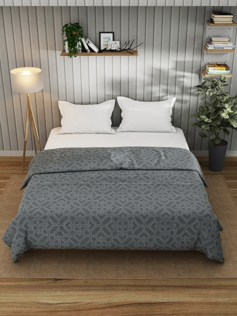 Super Fine 100% Egyptian Satin Cotton Blanket With Pure Cotton Flannel Filling <small> (geometric-grey)</small>