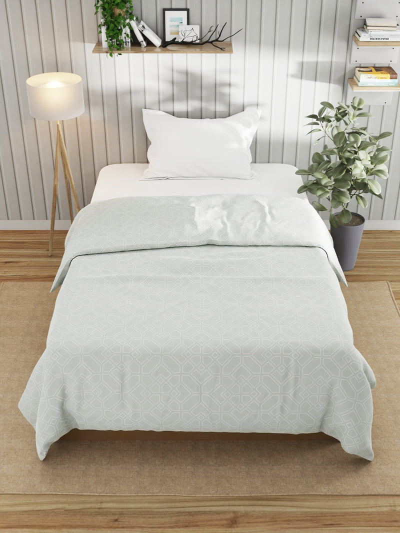 Super Fine 100% Egyptian Satin Cotton Blanket With Pure Cotton Flannel Filling <small> (geometric-seagreen)</small>