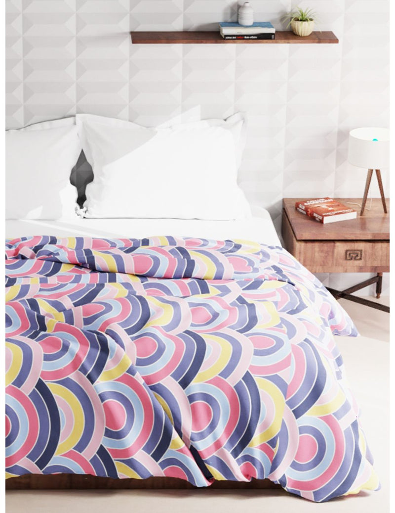 Super Soft Microfiber Double Comforter For All Weather <small> (geometric-multi)</small>