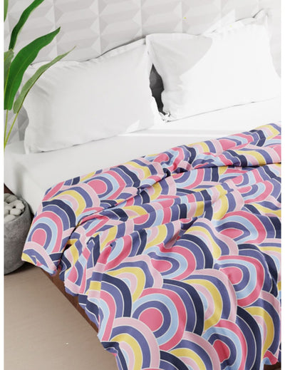 Super Soft Microfiber Double Comforter For All Weather <small> (geometric-multi)</small>
