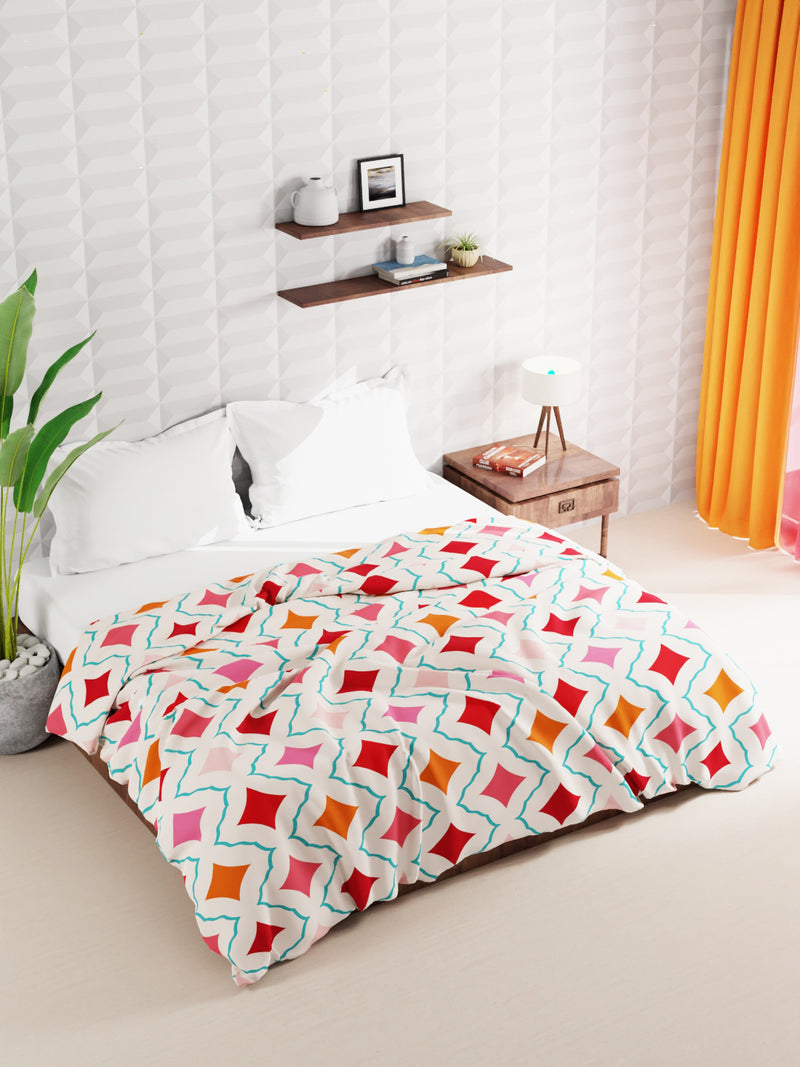 Super Soft Microfiber Double Roll Comforter For All Weather <small> (geometric-red)</small>