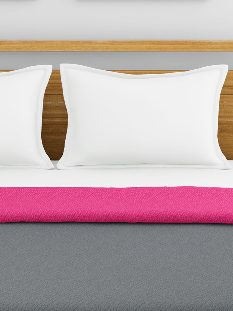 Ultra Soft Microfiber Reversible Comforter For All Weather <small> (reversible-grey/pink)</small>